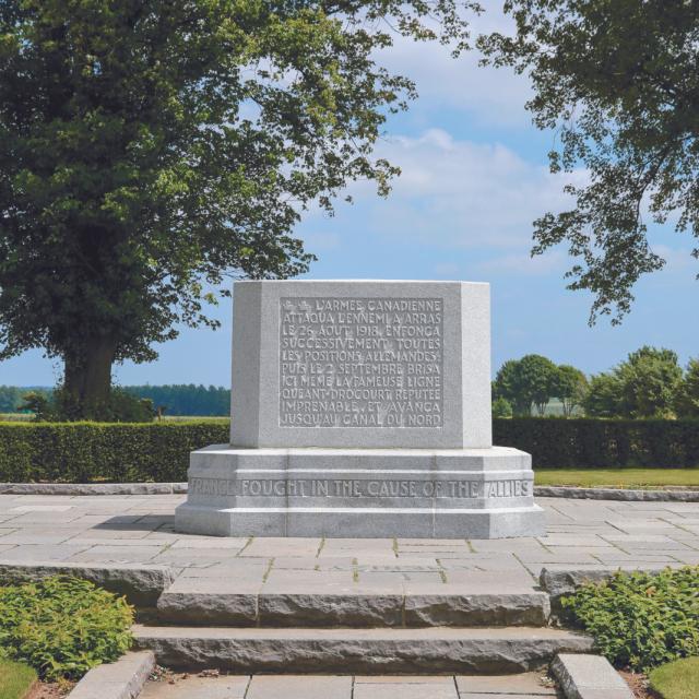 Canadian Memorial / Dury