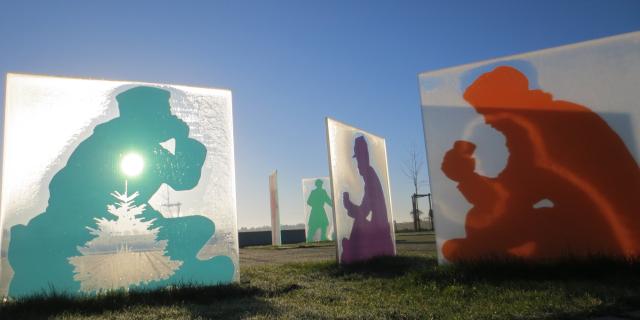 Monument Des Fraternisations Figures